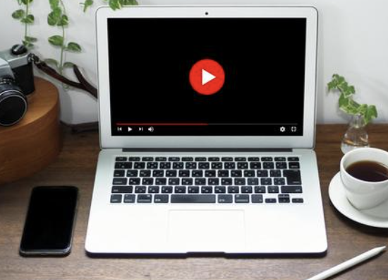 企業のYouTube担当者向け！9つの分析方法